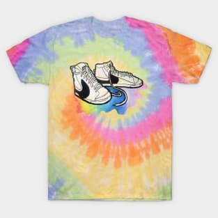 Blazer 77 Jumbo melted rainbow - Traditional painting - sneaker art T-Shirt